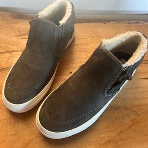 Sperry Gray Shearling-Lined Ankle Boots
